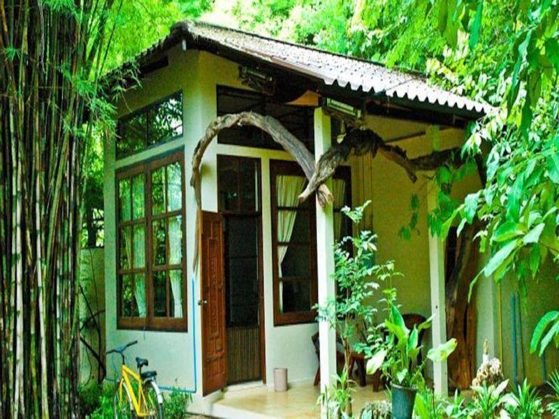 Momchailai Forest Retreat Kanchanaburi Bagian luar foto