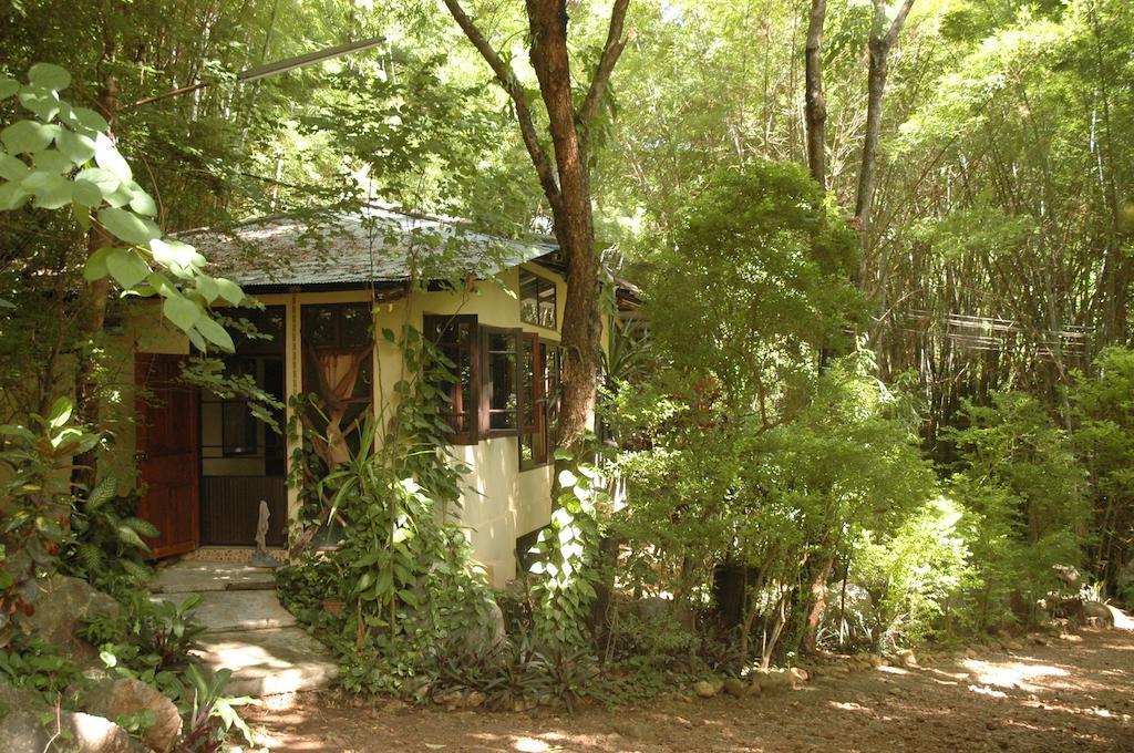 Momchailai Forest Retreat Kanchanaburi Bagian luar foto